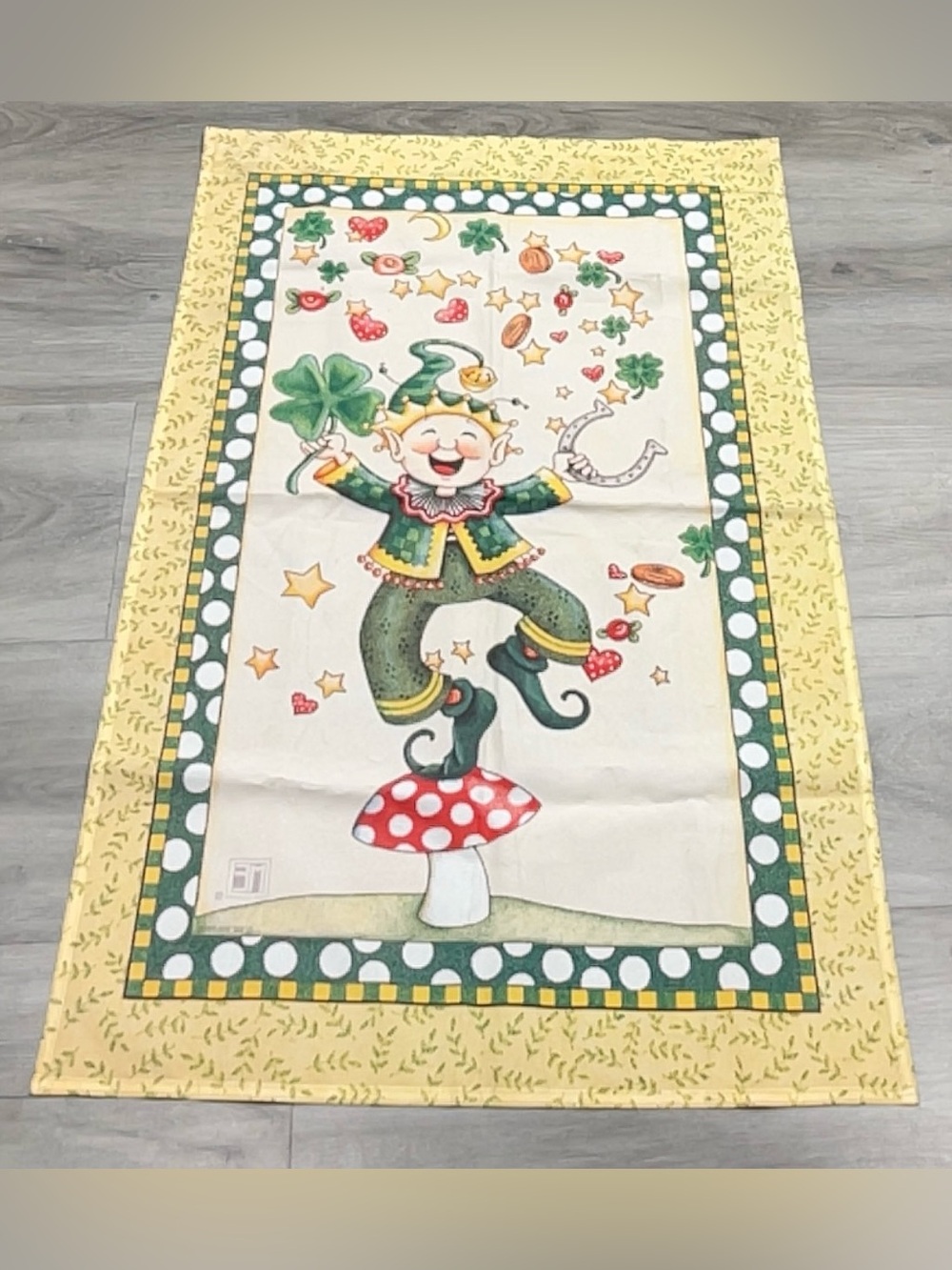 VTG 1999 Toland St Patricks Day St. Patricks Day Leprechaun Mushroom Garden Flag